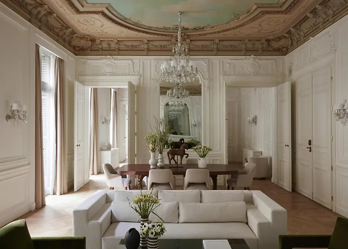 Maison Delano